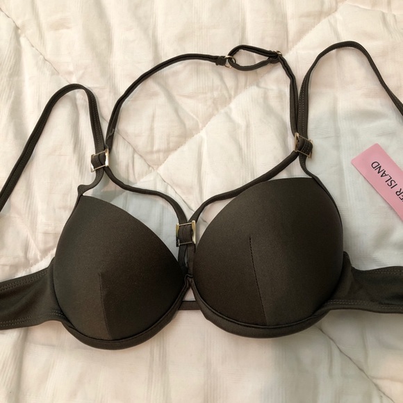 Sold - Picture 3 of 6